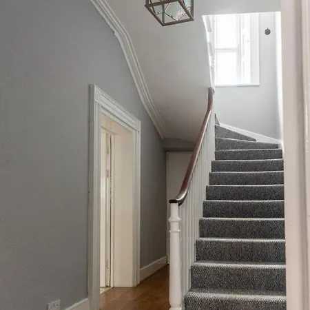 4bed Townhouse In Heart Of Holiday home *